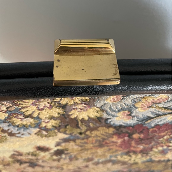 Verdi Vintage Tapestry Carpetbag Handled Purse - Picture 7 of 11